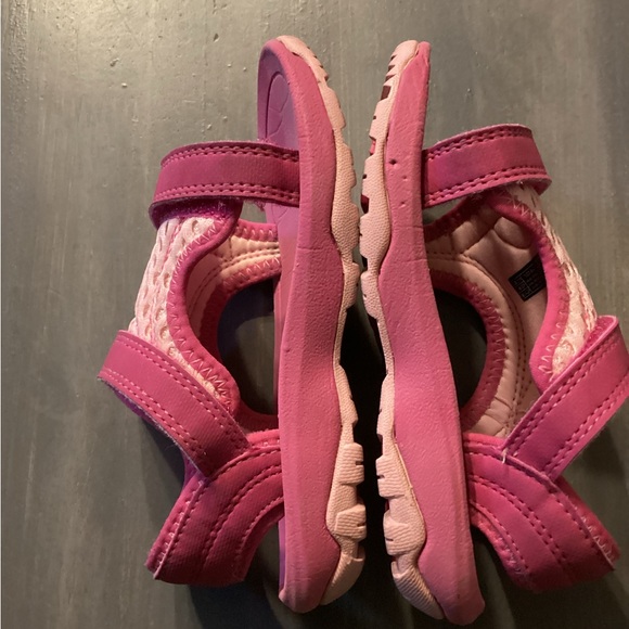 Teva Pink Toddler girl size 7 Sandals - Picture 2 of 3